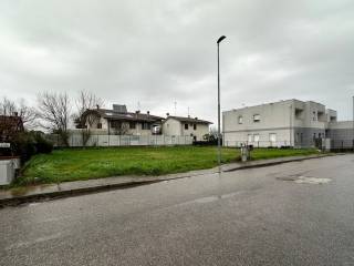 Terreno residenziale in vendita a san giorgio bigarello via san carlo