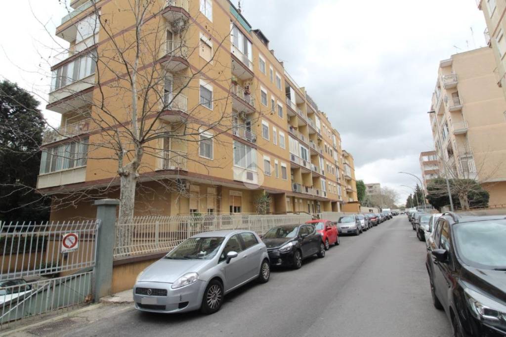 Appartamento in vendita a Brindisi via s. Martino della Battaglia, 21