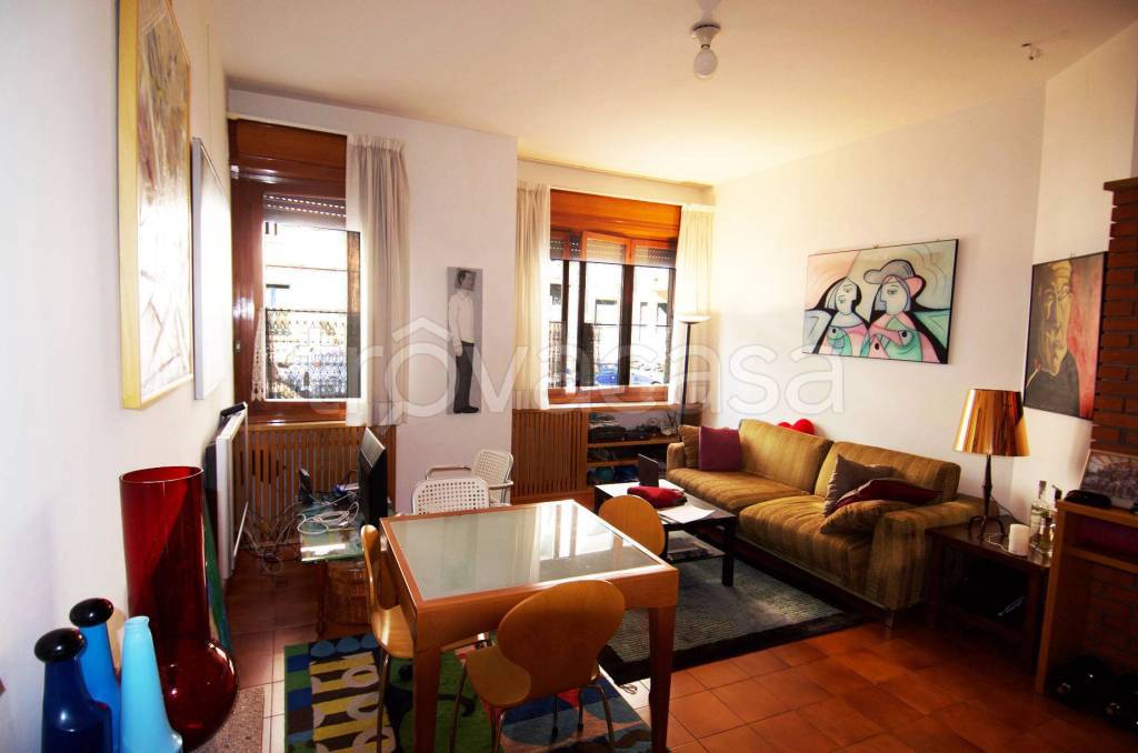 Appartamento in affitto a Milano via Antonio Grossich, 32