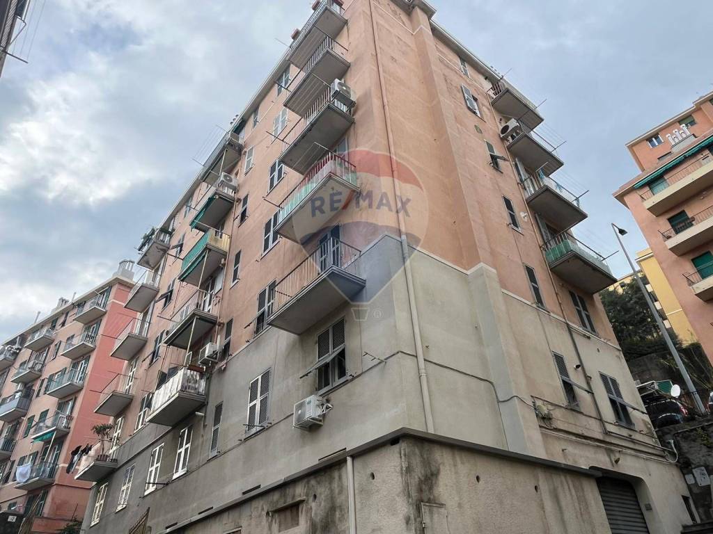 Appartamento in vendita a Genova via Pietro Paleocapa, 36