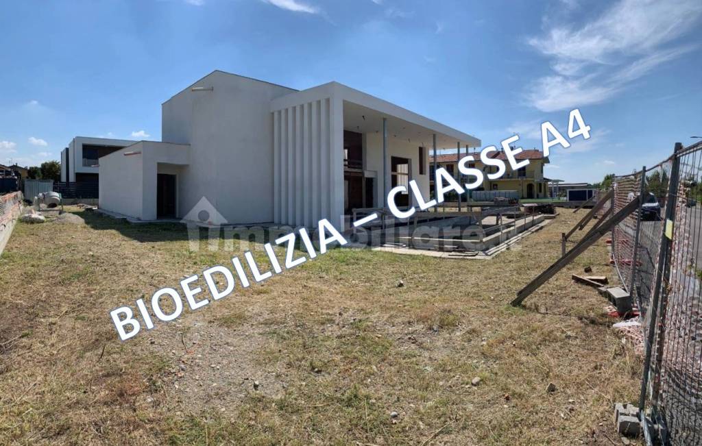 Villa in vendita a Cologno al Serio via Gianfranco Miglio