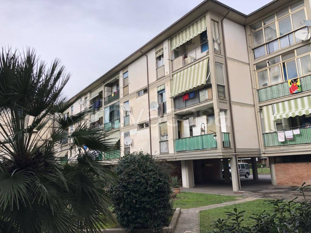 Appartamento in vendita a Grosseto via Francesco Redi