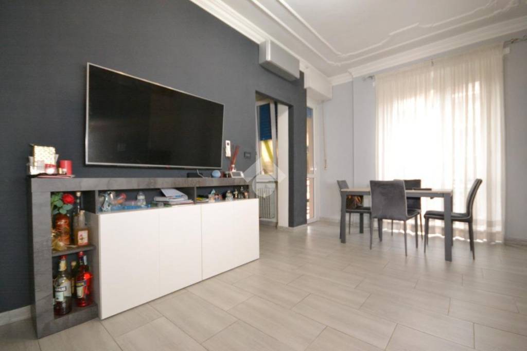 Appartamento in vendita a Torino via Borgaro, 106