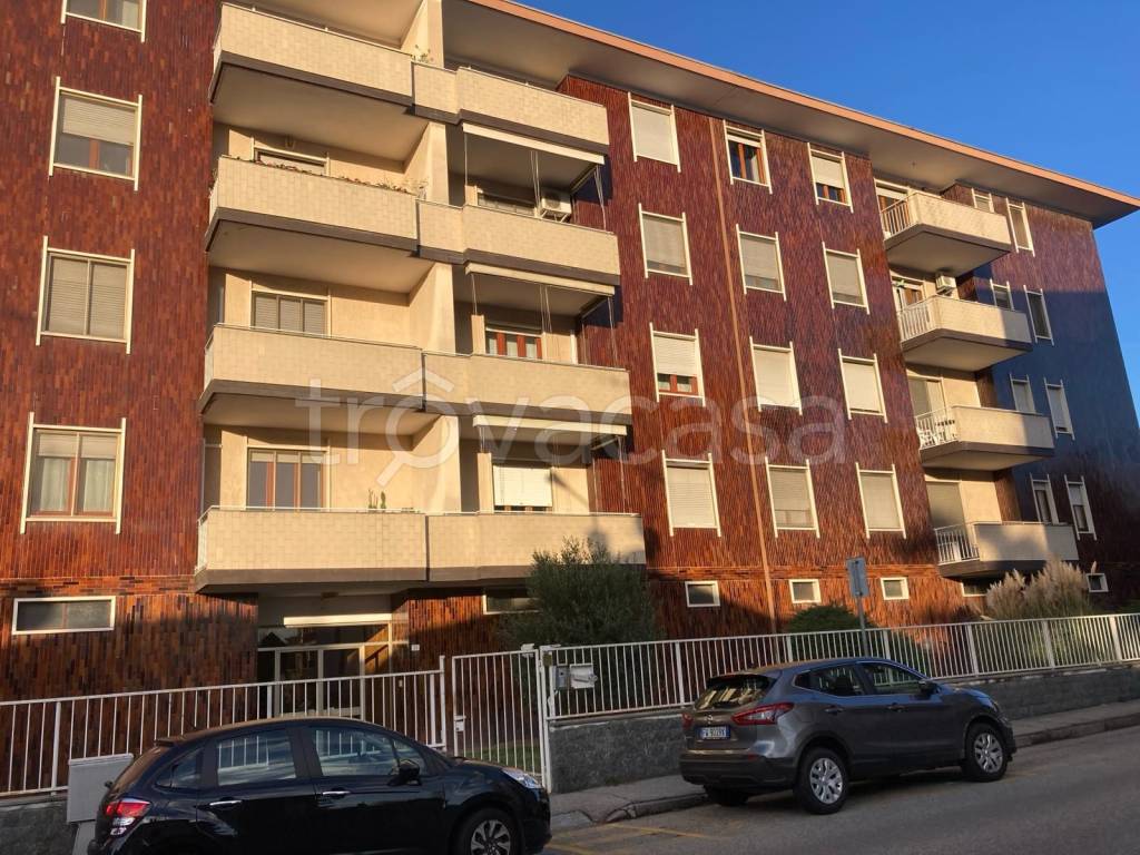 Appartamento in vendita a Novara via Unità d'Italia, 3