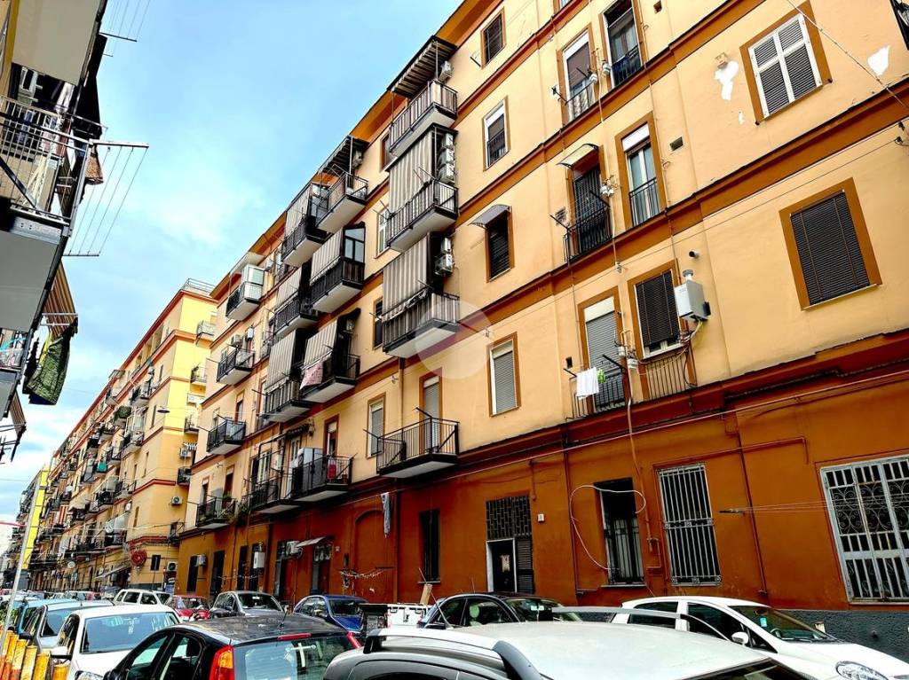 Appartamento in vendita a Napoli via Sant'Attanasio