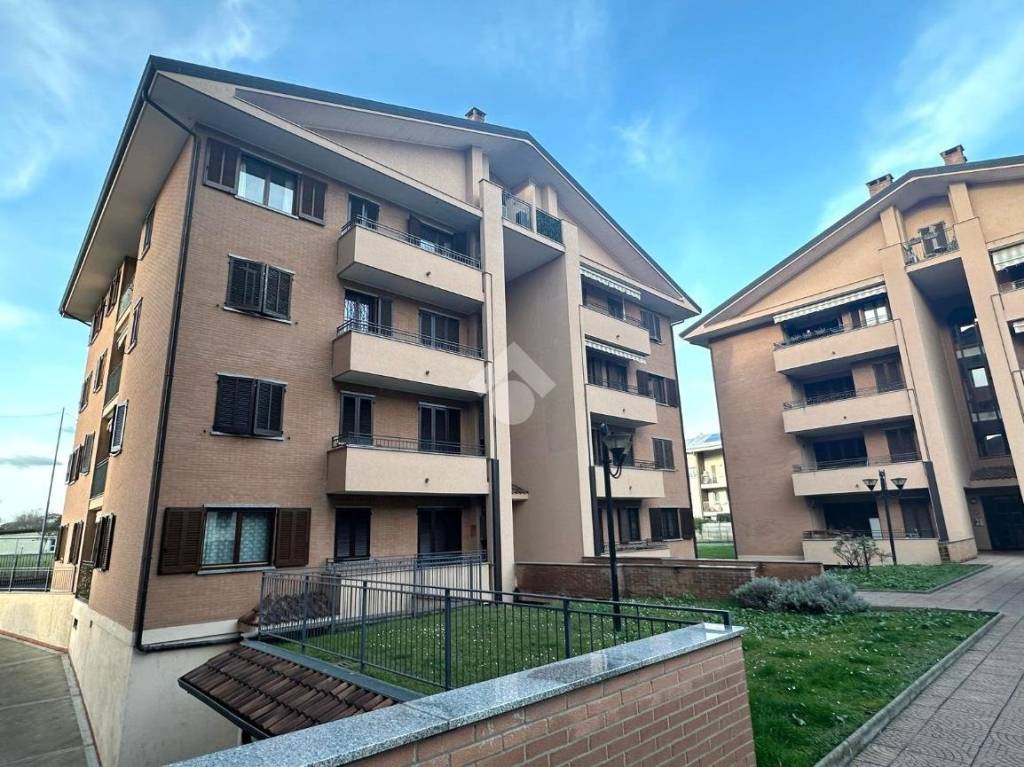 Appartamento in vendita a Legnano via Padova, 6