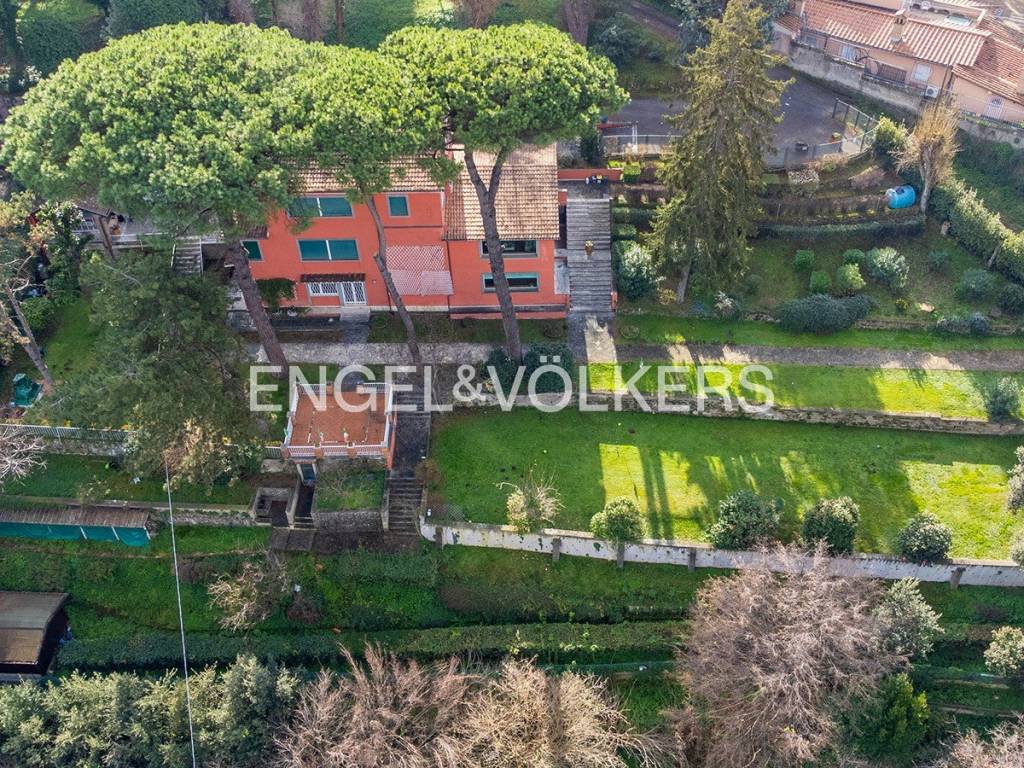 Villa in affitto a Marino via dei Laghi