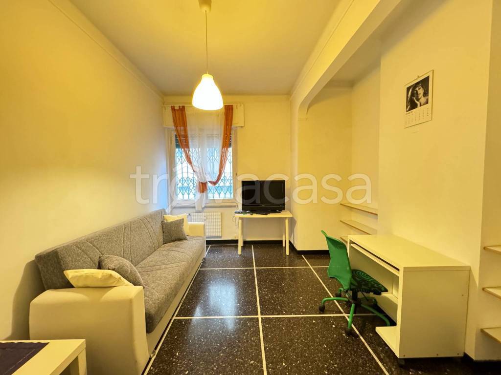 Appartamento in affitto a Genova via Pozzuolo del Friuli