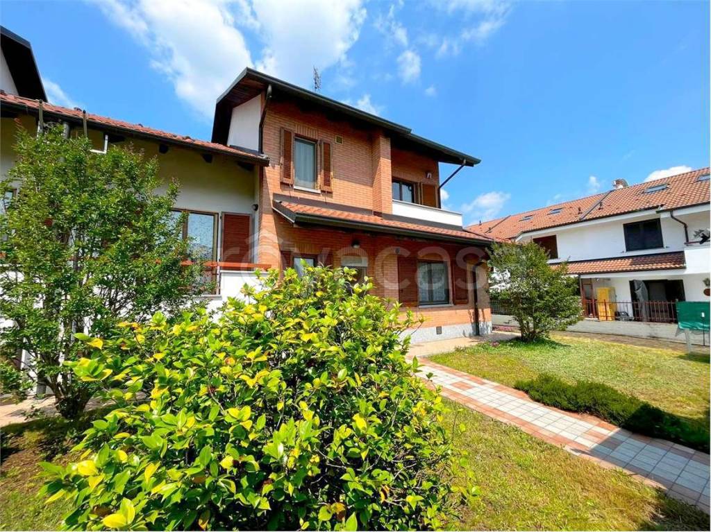 Villa in vendita a San Maurizio Canavese via Gran Paradiso, 80