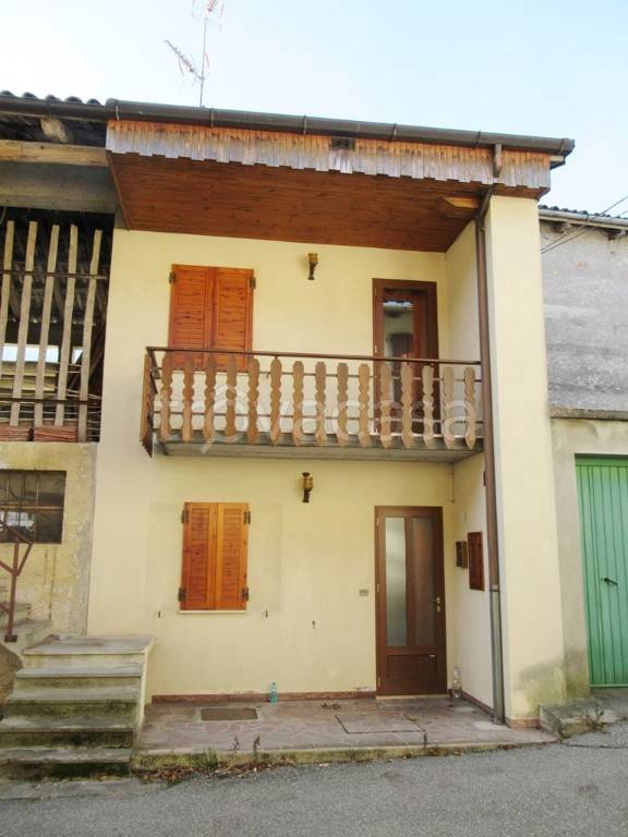 Villa a Schiera in vendita a Verzegnis via dell'Amicizia, 1