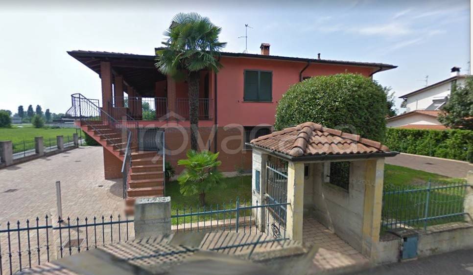 Villa in vendita a Chieve via Lago Gerundo, 13
