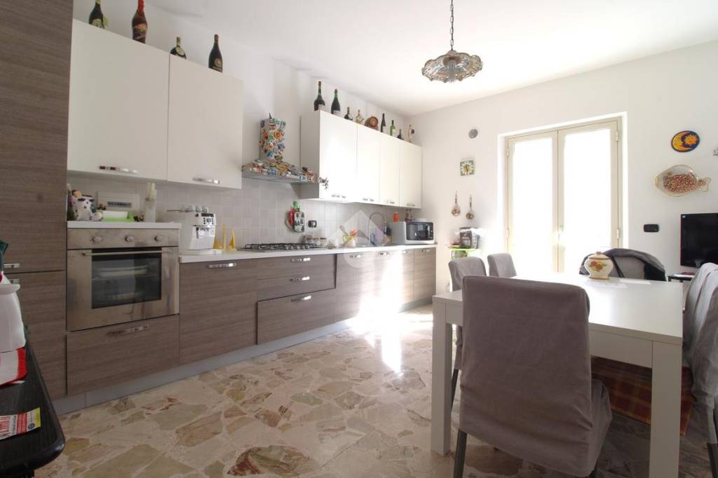 Appartamento in vendita a Reggio di Calabria diramazione Politi, 21