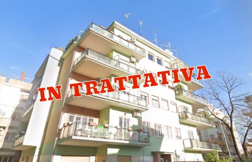 Appartamento in vendita a Roma via Col di Nava
