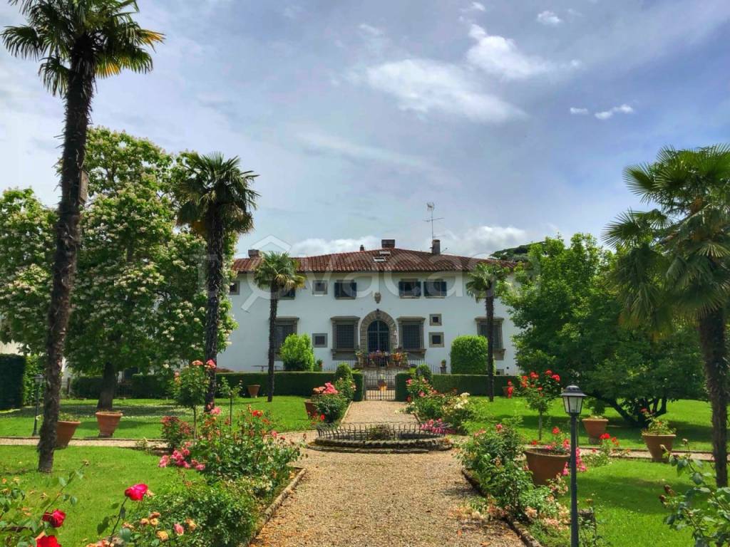 Villa a Schiera in vendita a Borgo San Lorenzo via san giovanni maggiore