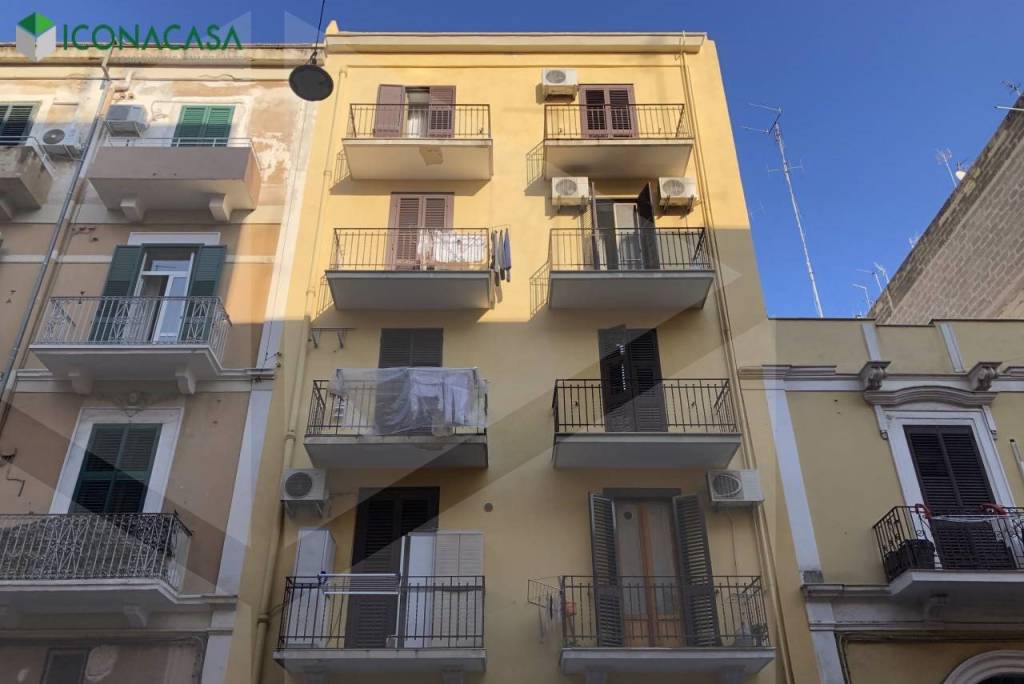 Appartamento in vendita a Bari via Dante Alighieri, 439