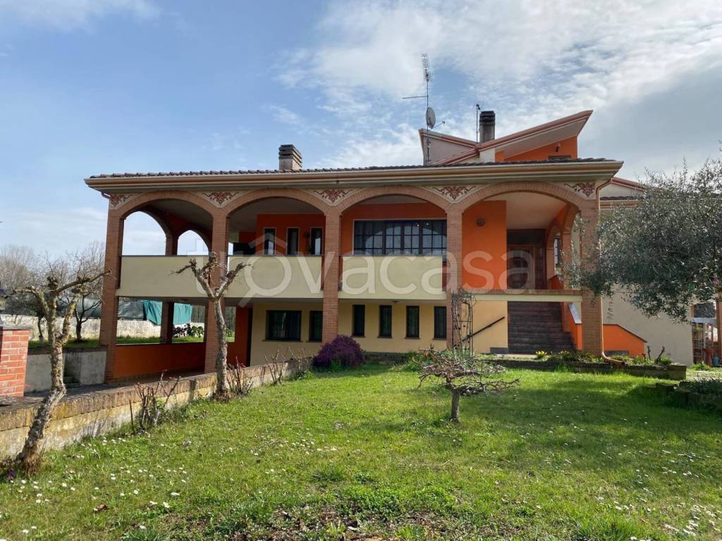 Villa in vendita a Pocenia via Fornaci, 28