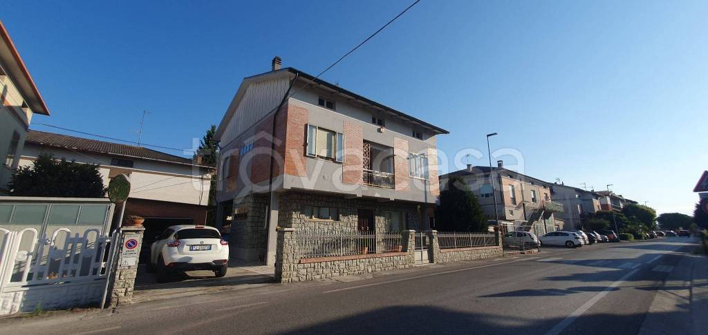 Villa in in vendita da privato a Fermo via Carlo Cattaneo, 58