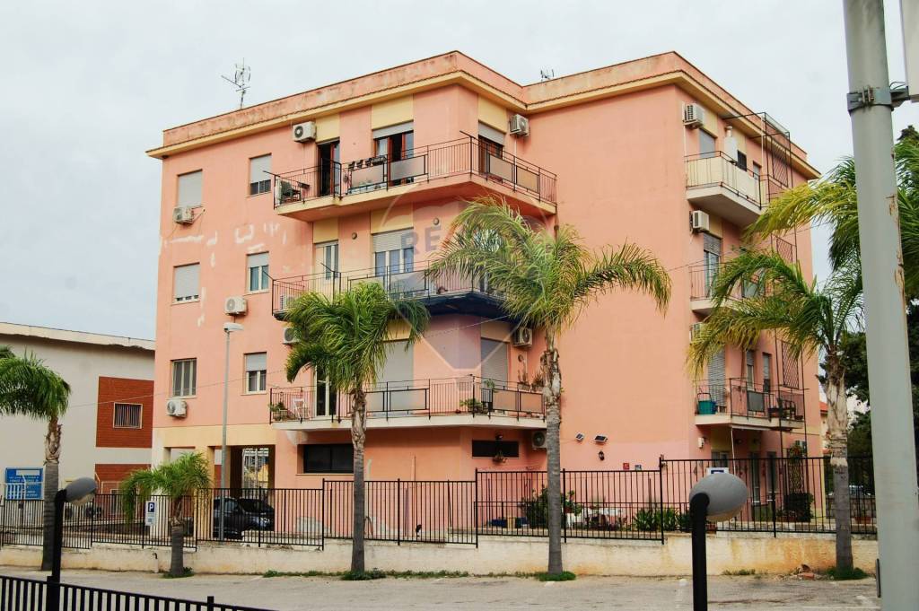 Appartamento in vendita a Terrasini via Calarossa, 14