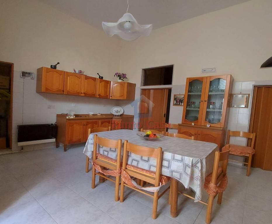 Appartamento in vendita ad Andria via Paradies