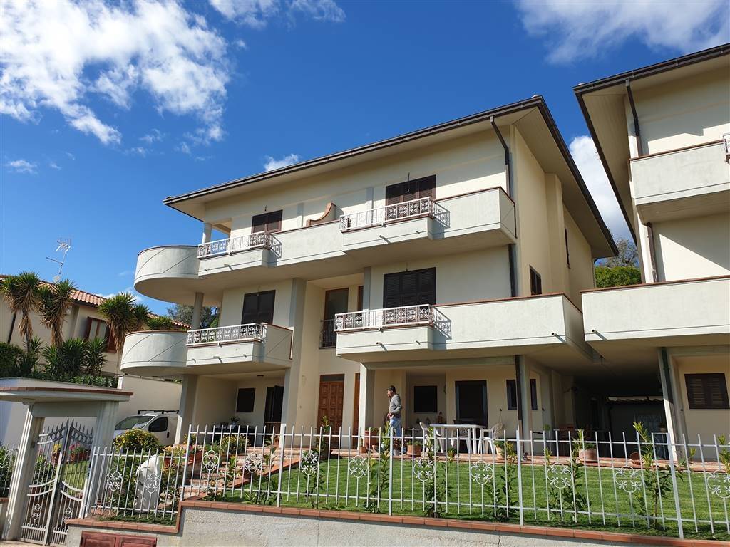 Appartamento in vendita a Poggio Mirteto via della montagnola
