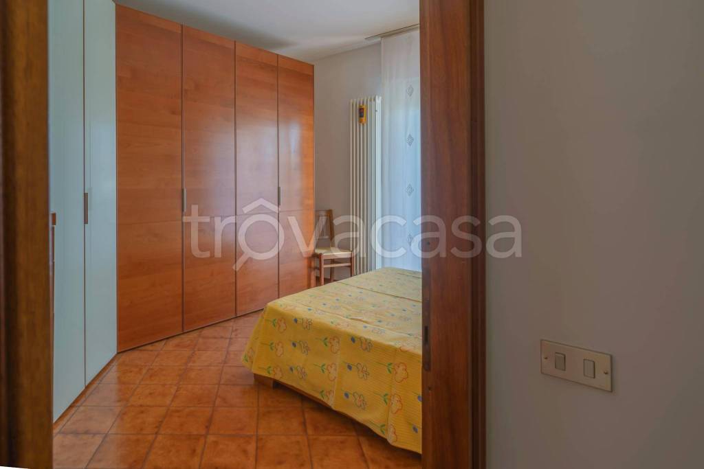 Appartamento in affitto a Grandate via Giovanni Pascoli