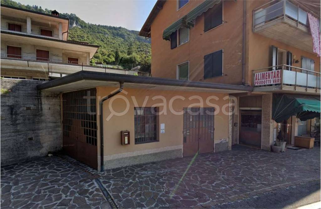 Garage in vendita a Sovere via Sant'Antonio , 24