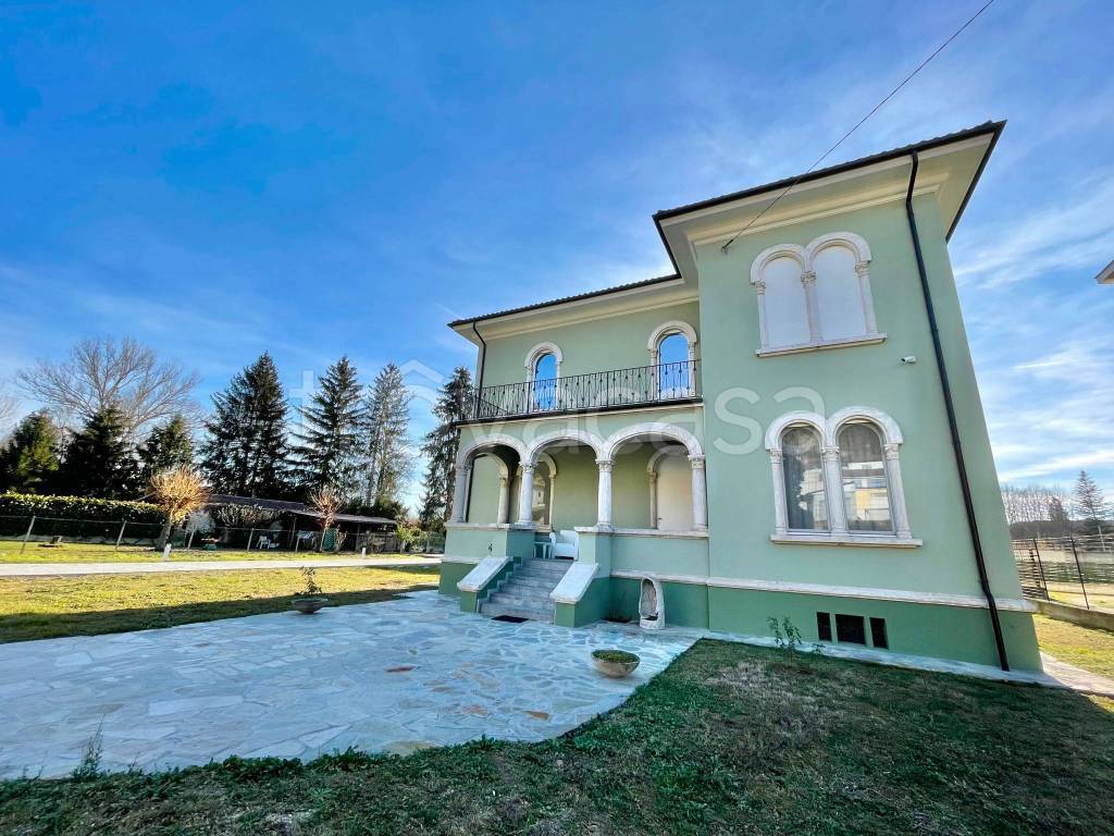 Villa in vendita a Incisa Scapaccino