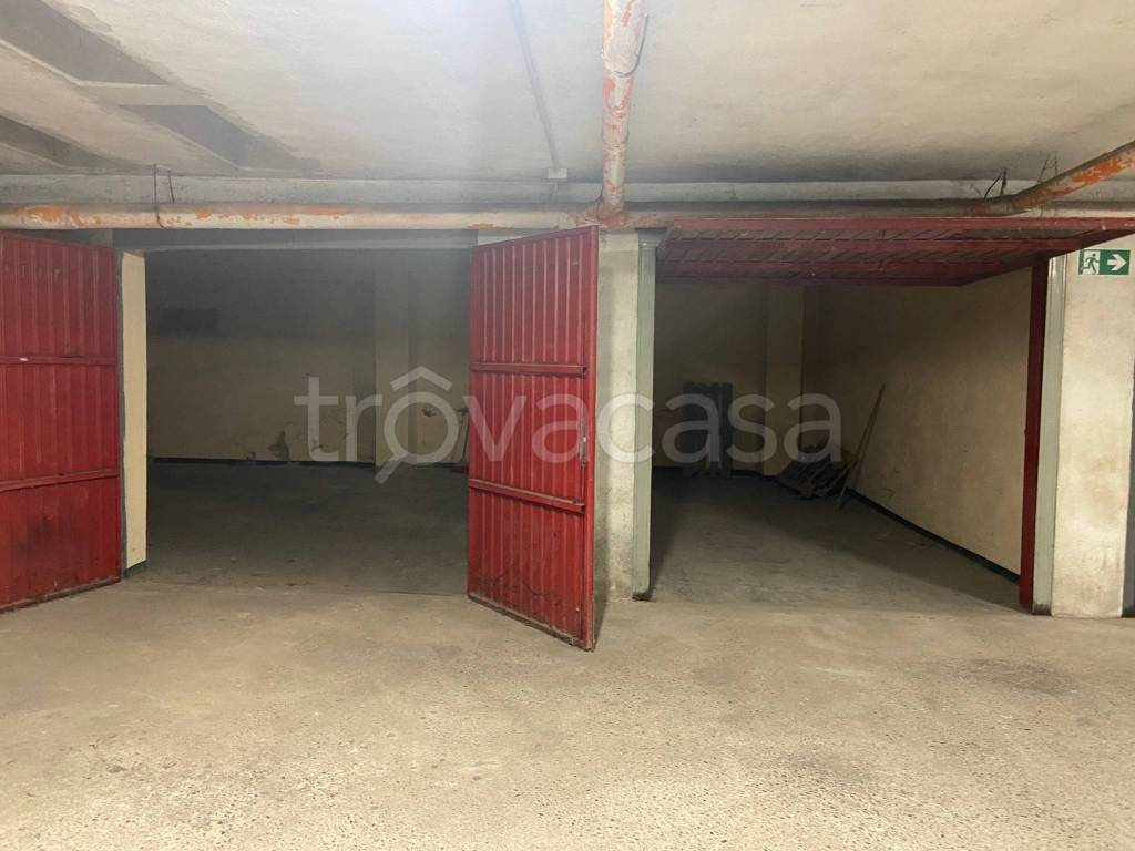 Garage in vendita a Cremona via Agli Scali, 7