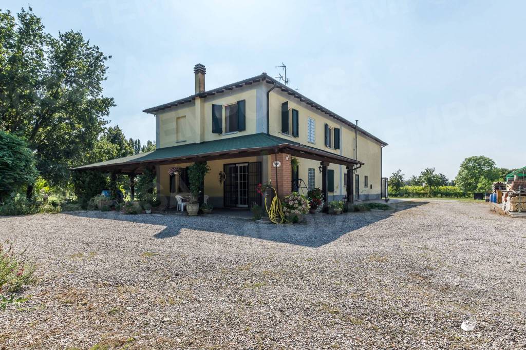 Villa Bifamiliare in vendita a San Giorgio di Piano via Selvatico, 20
