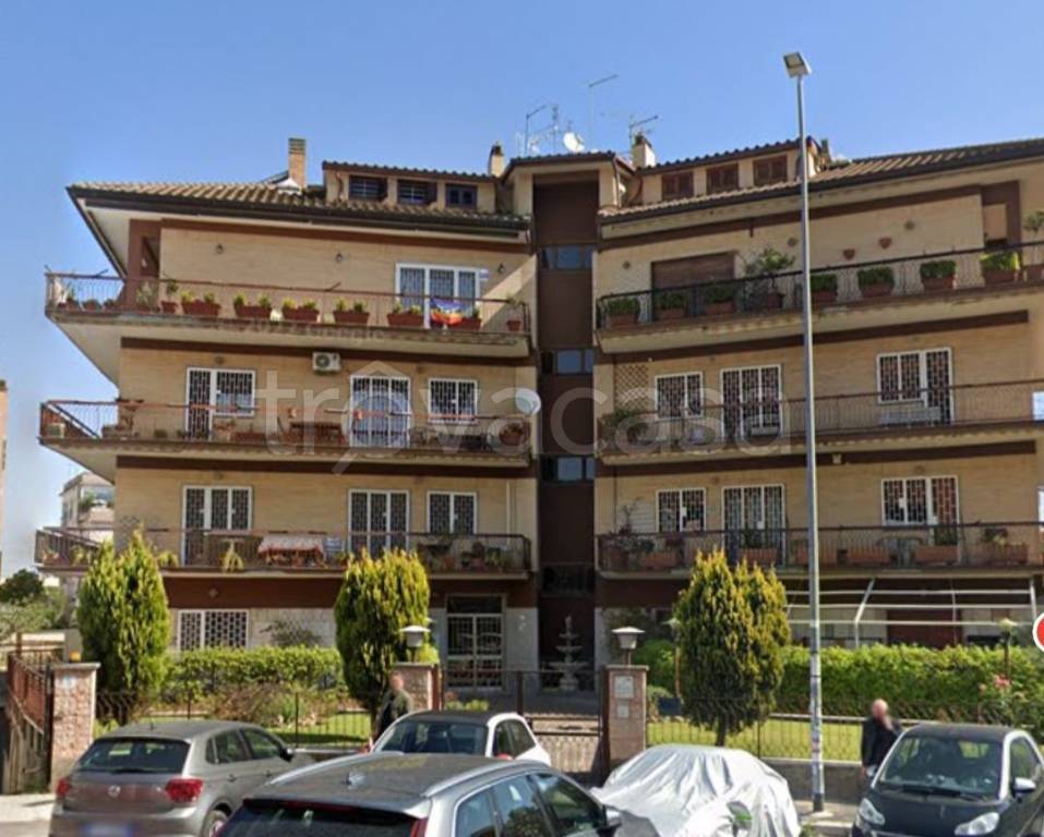 Appartamento in in vendita da privato a Roma piazza Enrico Coleman, 6