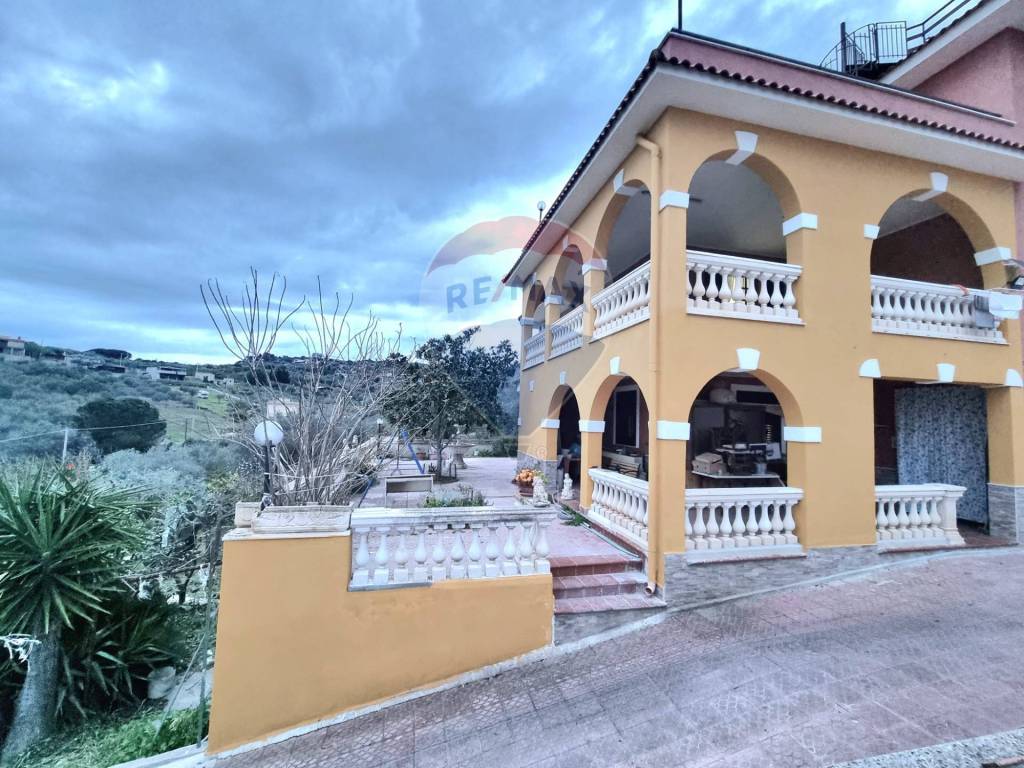 Villa in vendita a Bagheria contrada lanzirotti monte, 12