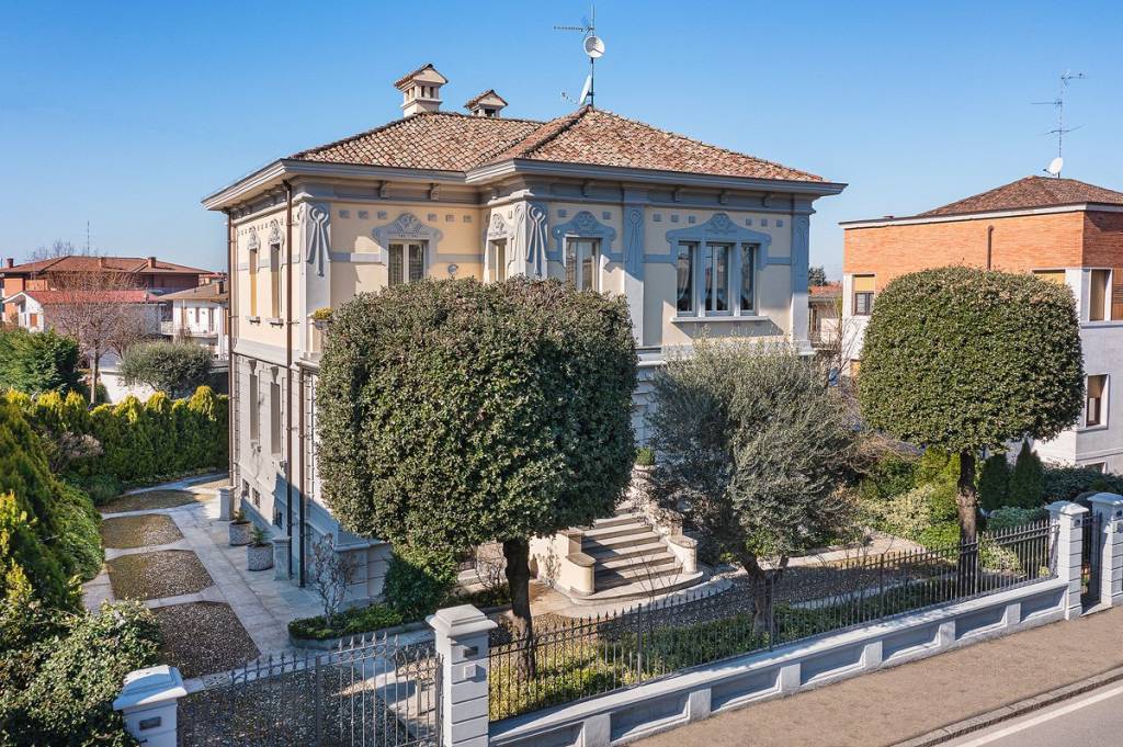 Villa in vendita a Pavia viale Cremona, 100