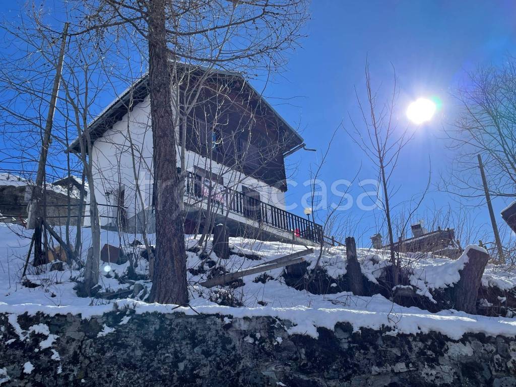 Villa in vendita a Valtournenche frazione Bringaz, 60