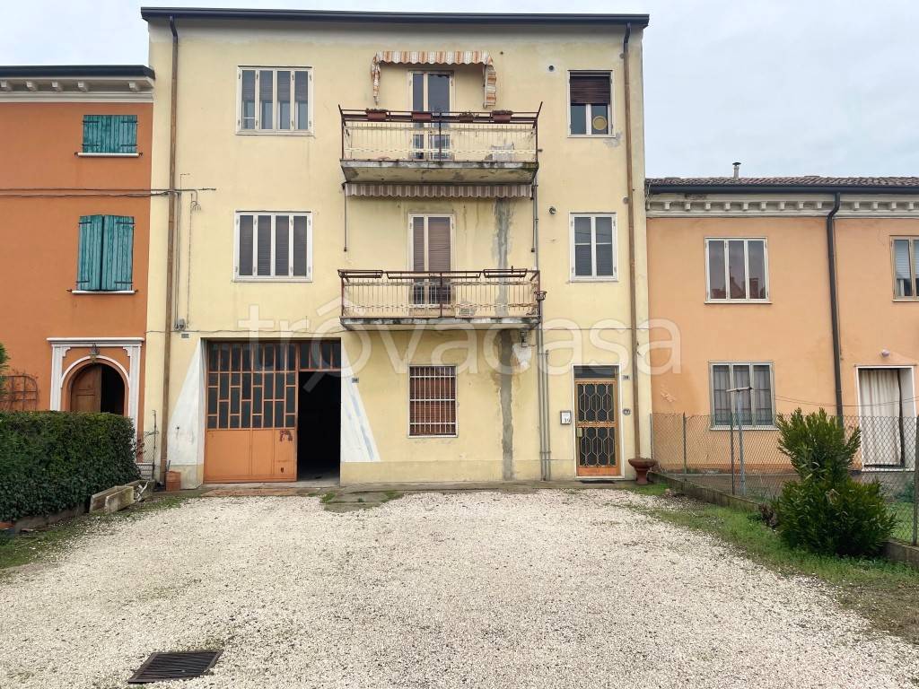 Casa Indipendente in vendita a Sorgà via Giuseppe Mazzini, 39