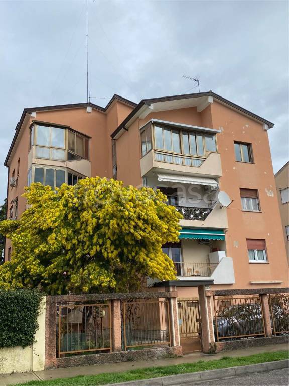 Appartamento in in vendita da privato a Monfalcone via Giosuè Carducci, 20