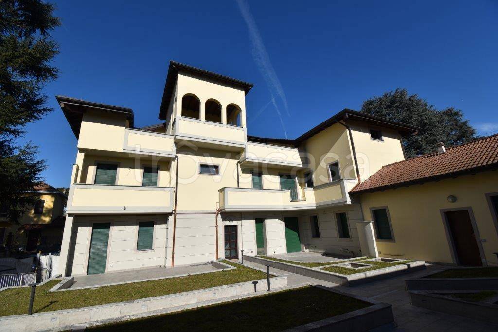 Appartamento in vendita a Legnano via montebello