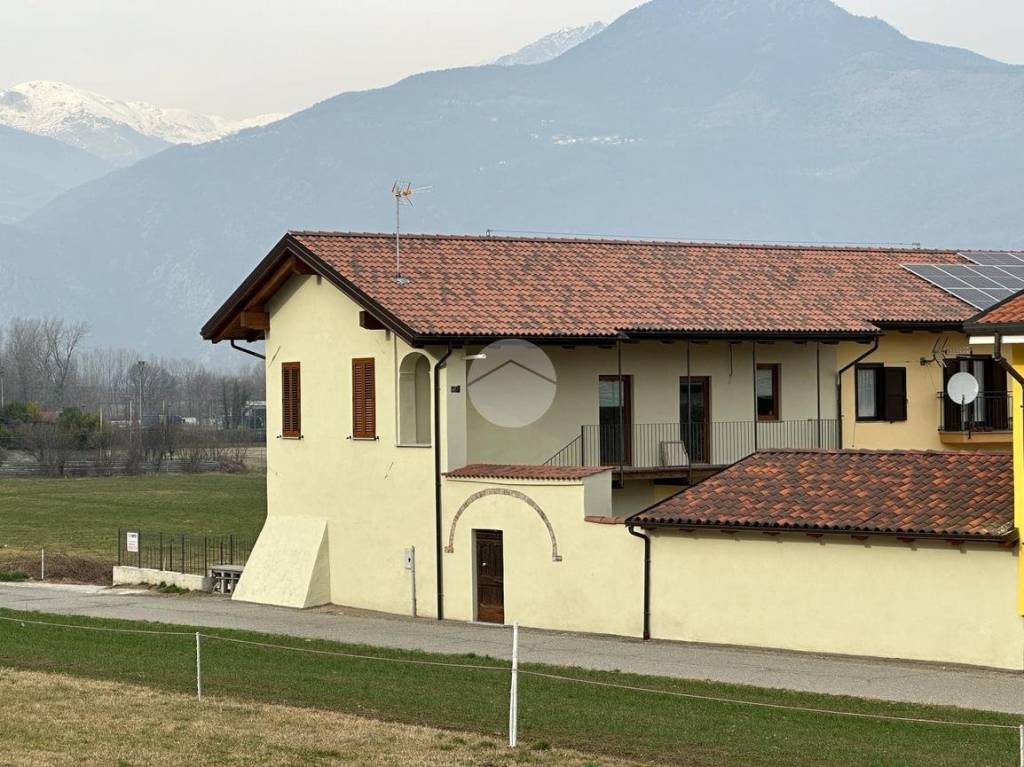 Casa Indipendente in vendita a Sant'Ambrogio di Torino via Bertassi, 21