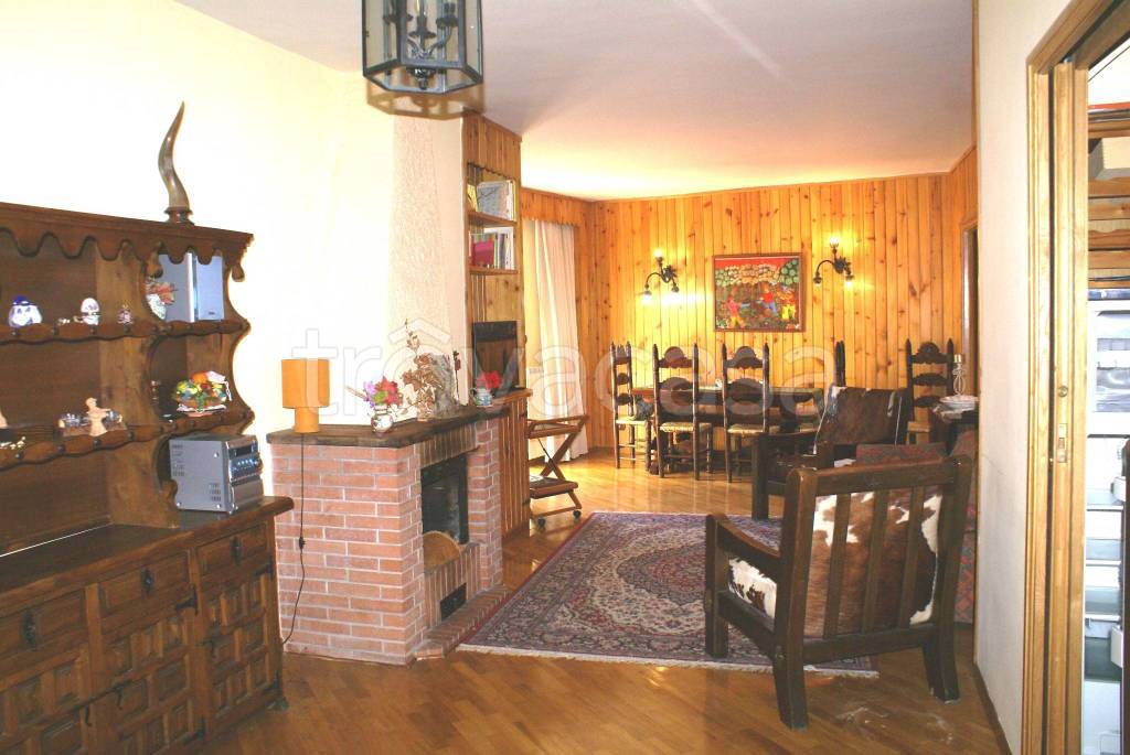 Appartamento in vendita a Roccaraso via Vallone San Rocco, 39