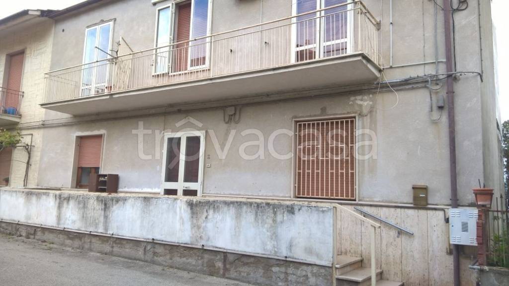 Casa Indipendente in in vendita da privato a Pesco Sannita via Vignale di Iorio, 8