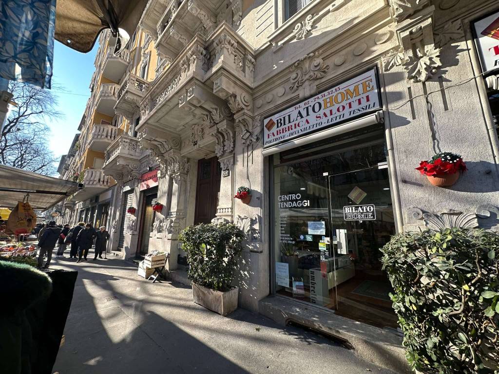 Negozio in affitto a Milano via Bartolomeo Eustachi 35