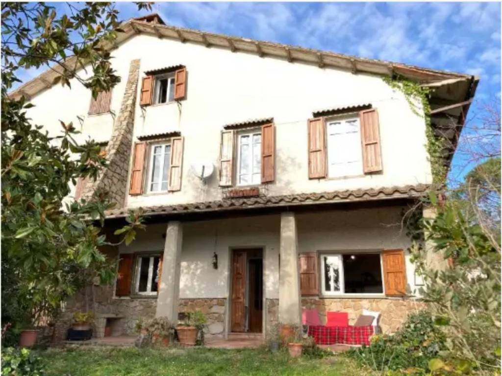 Villa in vendita a Roccastrada via Le Cortine