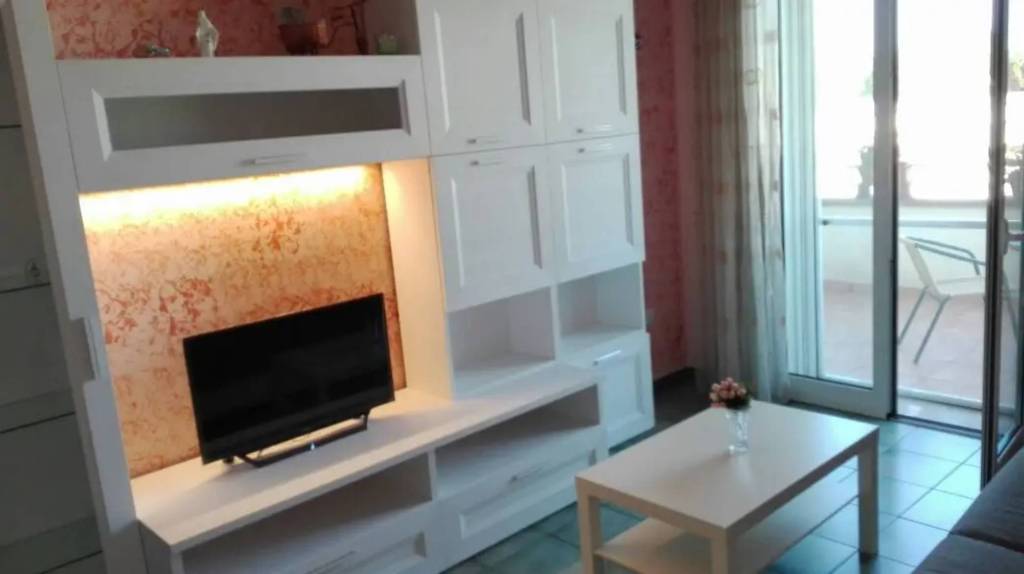 Appartamento in vendita a Lizzanello via Montenegro