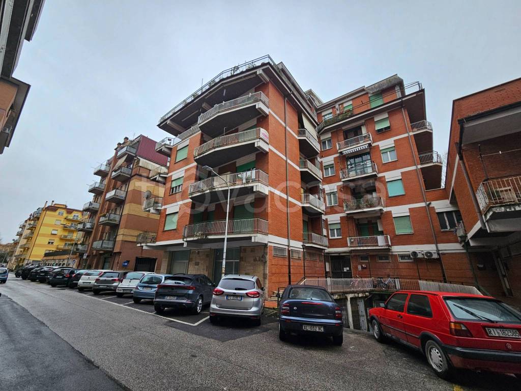 Appartamento in vendita a Rieti via Morro