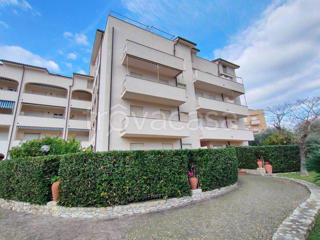 Appartamento in vendita ad Andora via Piana del Merula, 15