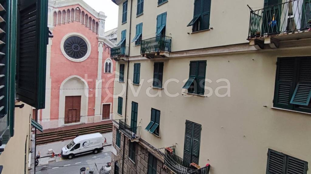 Appartamento in vendita a Genova via Gian Domenico Cassini