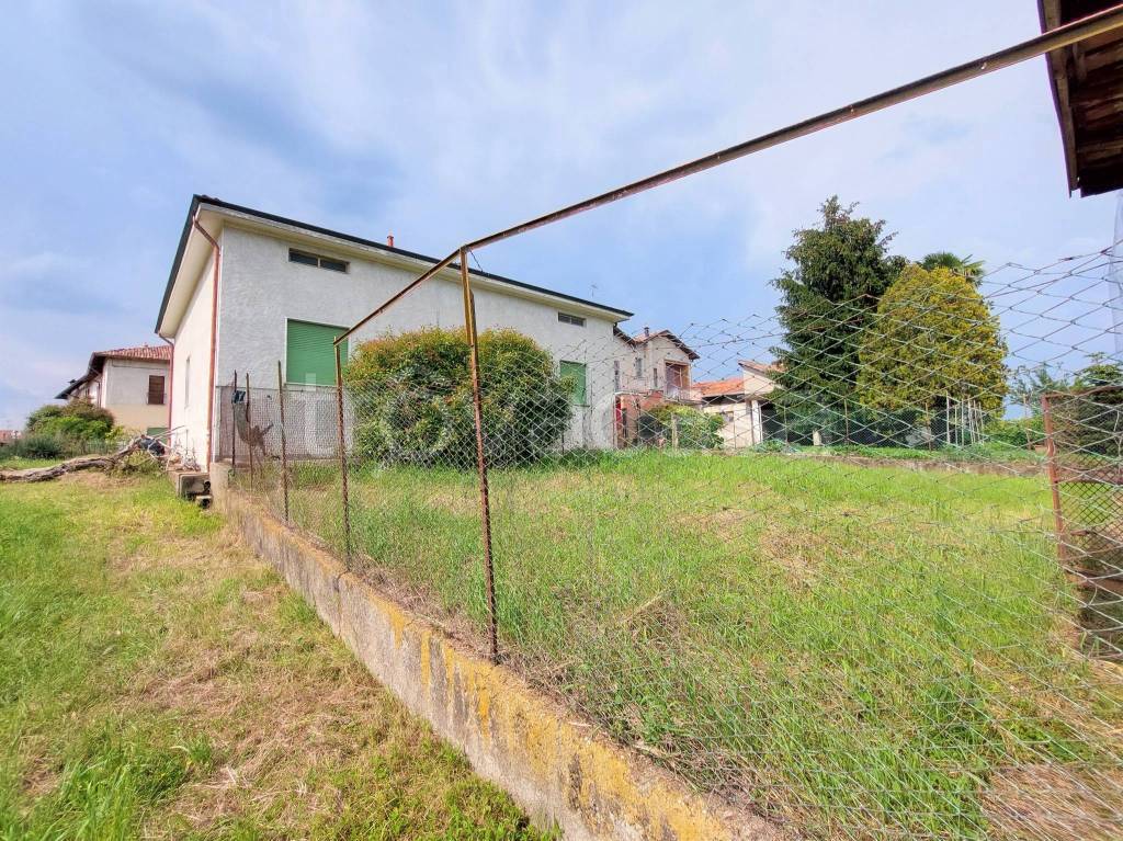Villa in vendita a Casatenovo frazione Gemella, 2