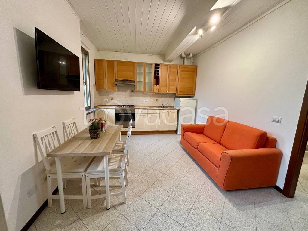 Appartamento in in vendita da privato a Gaggiano via Giosuè Carducci, 1