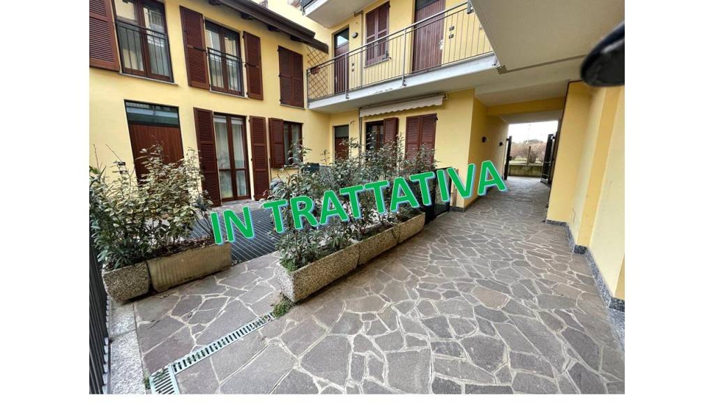 Appartamento in vendita a Dairago vicolo Trieste, 5