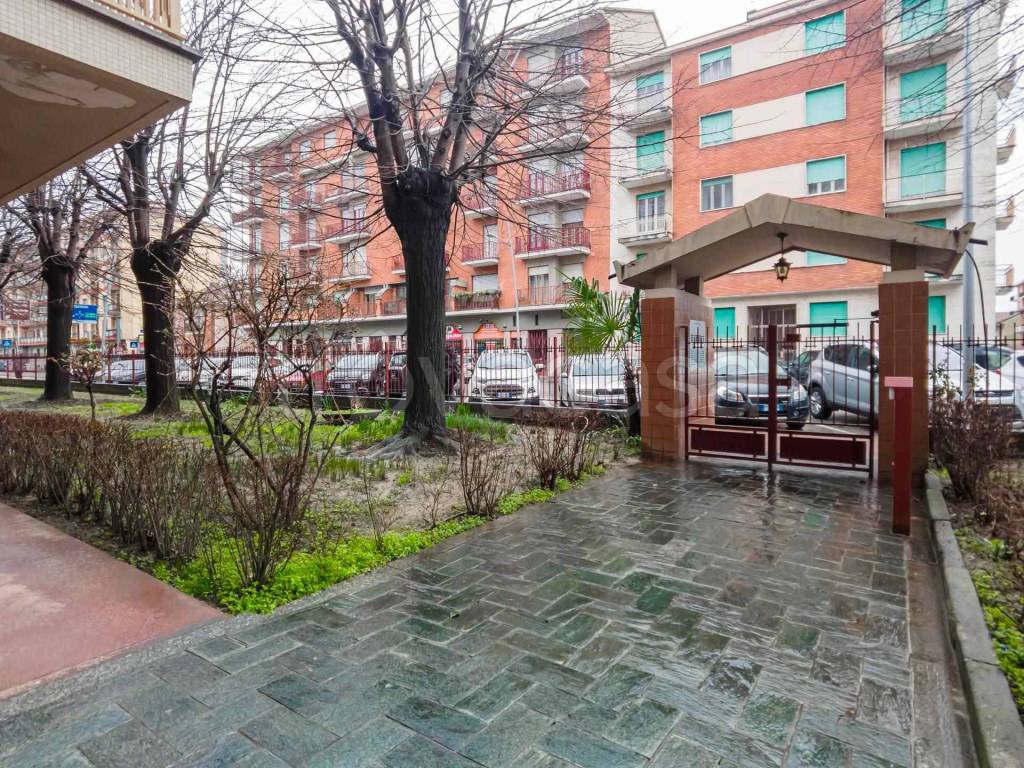 Appartamento in vendita a Moncalieri via pastrengo, 102