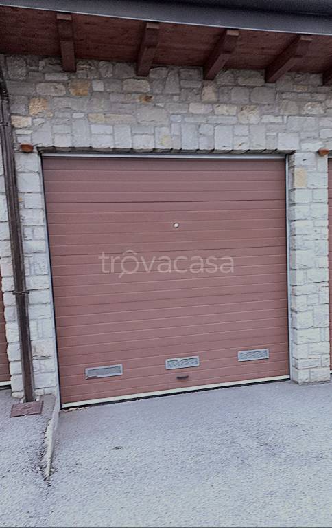 Garage in vendita a Cene via Case Sparse, 10